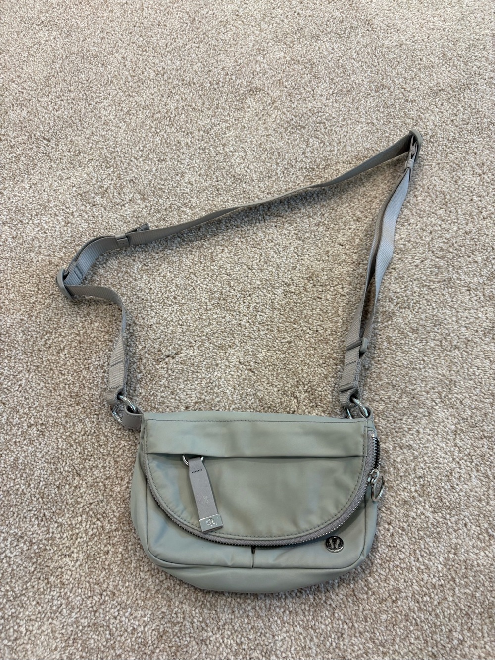 Lululemon all night festival micro bag